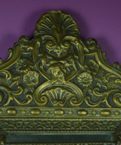 Spiegel met lijst van koper