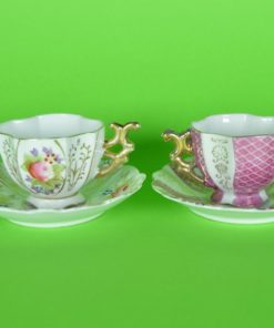 Set van 2 romantische mini kop en schotels - porselein