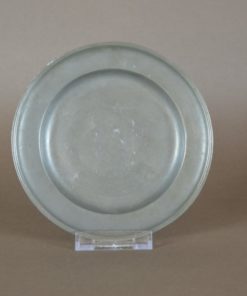 Antiek bordje van tin - met keurmerken