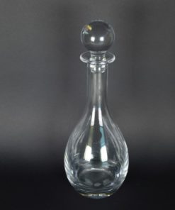 Elegante kristallen karaf met stop
