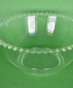 Schaal kleurloos glas met parelrand