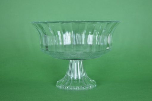 Trifle of tiramisu schaal van glas op voet