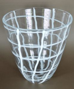 Vaas kleurloos glas met witte kabels