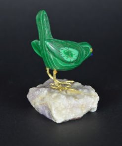 Vogeltje van malachiet op amethist