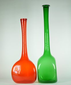 Groen glazen vaas met lange hals -made in Italy