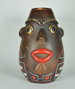 Vaas met gezicht - Aardewerk