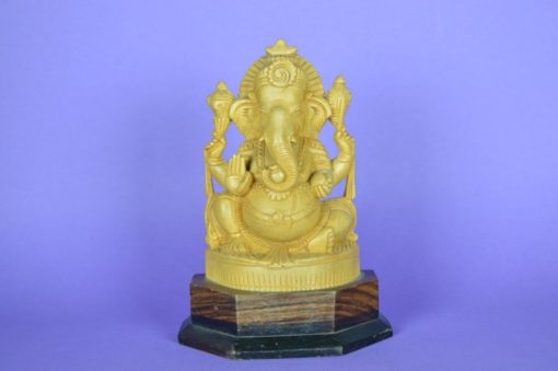 Ganesha van licht hout