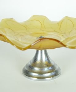 Amberkleurige schaal met floraal decor op zilverkleurige voet - Glas