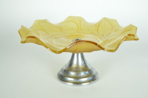 Amberkleurige schaal met floraal decor op zilverkleurige voet - Glas