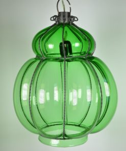 Venetiaanse lamp van groen mondgeblazen glas