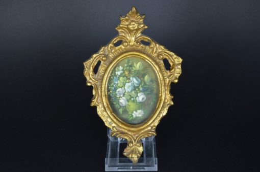 Bloemen schilderijtje in barok gouden lijst