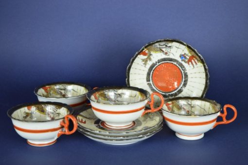 Aziatische thee kop-, en schotels met kleurrijke draken - set van 4