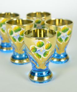 Borrelglaasjes of eierdopjes - beschilderd blauw glas met goud