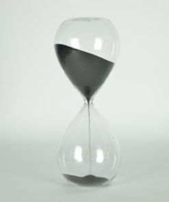 Zandloper met zwart zand - glas