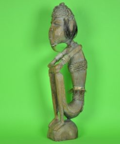 Hurkende man Afrikaanse beeld van hout