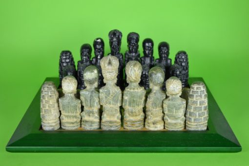 Schaakstukken - Afrikaanse figuren van steen