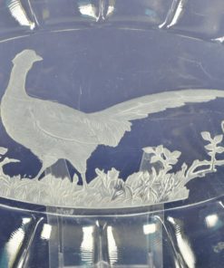 Glazen ovale schaal met intaglio fazant in landschap