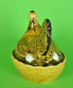 Kip eierhouder - terrine - aardewerk