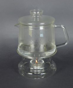 Theepot en theelicht van glas