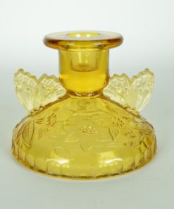 Kandelaar van amberkleurig glas