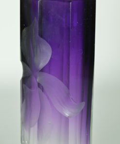 Vaas met Iris - paars en kleurloos kristal