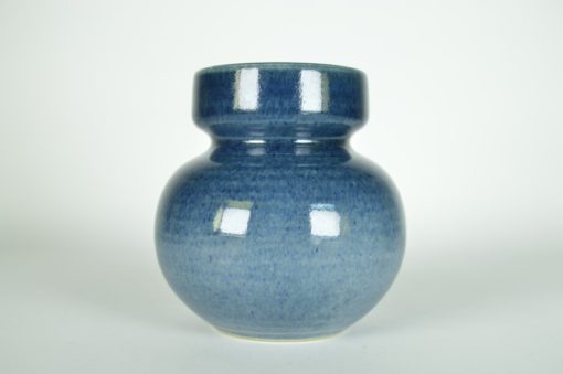 Vaas Pottery blauw geglazuurd aardewerk