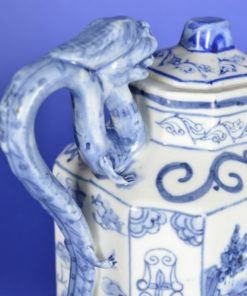 Theepot met blauwe draken - Chinees porselein