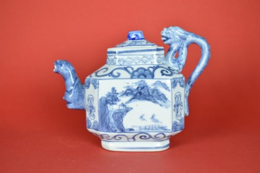 Theepot met blauwe draken - Chinees porselein