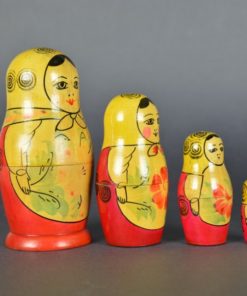 Russische Matroesjka rood 4 poppen - hout