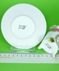 Kop en schotel Cameo Cabinet roze - porselein