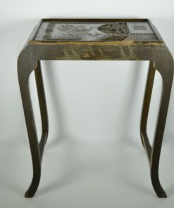 Bijzettafel met draak - Chinees houtsnijwerk