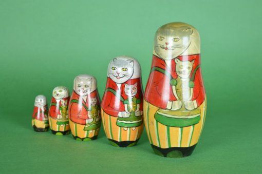 Russische Kat Matroesjka - 5 houten poppen