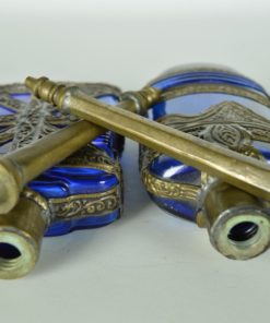 Spaanse azuurblauwe flessen - glas en koper