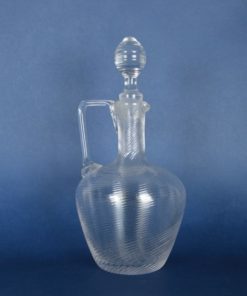 Kleine kan van Fries draadglas