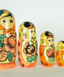 Matroesjka met vlecht - 5 poppen - hout