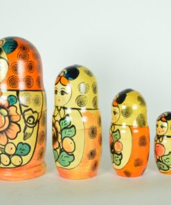 Matroesjka met vlecht - 5 poppen - hout