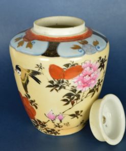 Gemberpot met zwaluw famille rose -keramiek