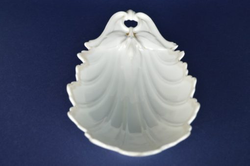 Schaaltje bladpatroon in reliëf - wit porselein
