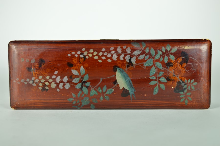 Lakdoos voor penselen met blauwe zwaluw -antiek