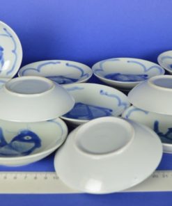 Schoteltje met koi karper blauw en wit - keramiek