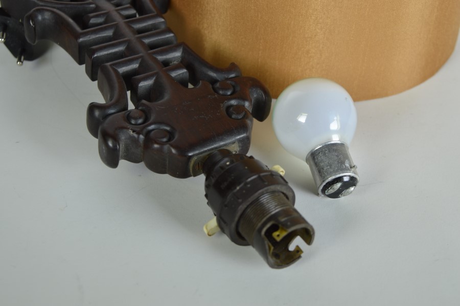 Tafellamp met Chinese symbolen - Hout