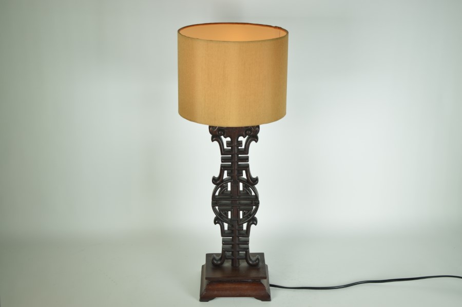 Tafellamp met Chinese symbolen - Hout