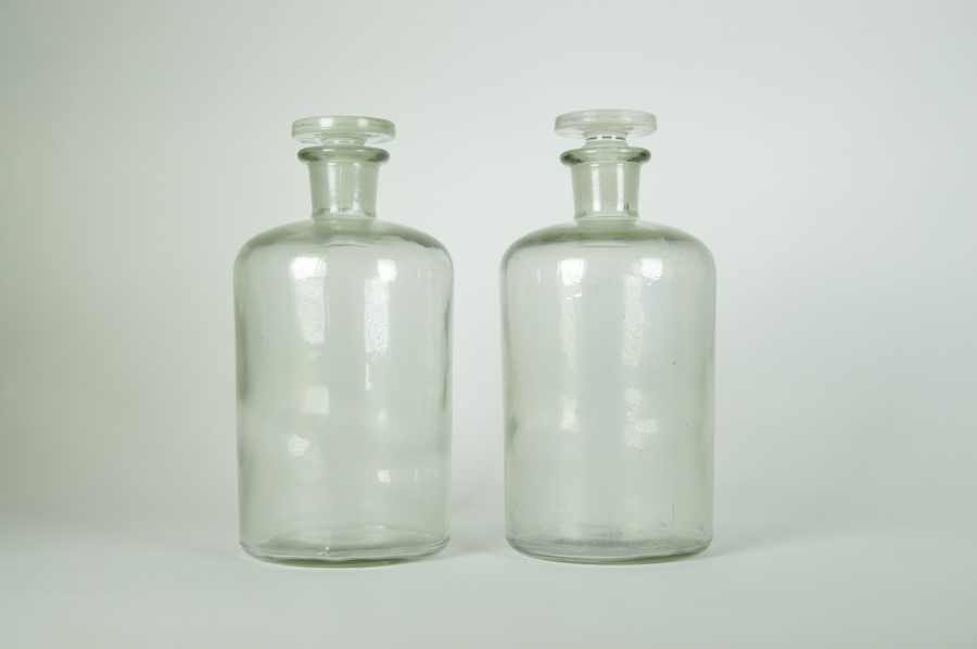 Apothekersflessen met smalle hals - inhoud: 1 liter glas - set van 2