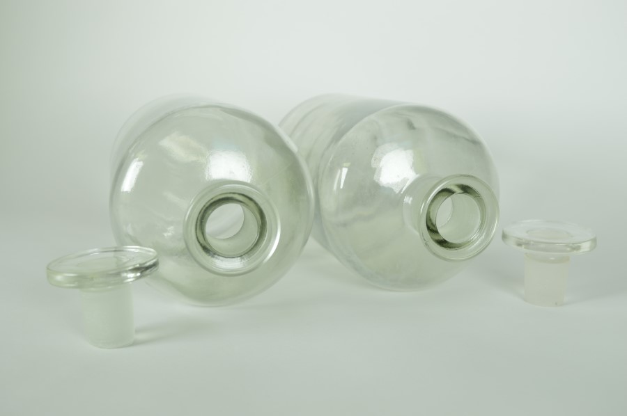 Apothekersflessen met smalle hals - inhoud: 1 liter glas - set van 2
