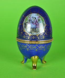 Blauw ei op drie gouden voetjes - porselein Potschappel Dresden