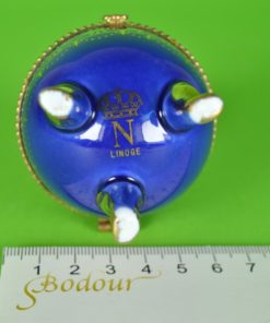 Blauw ei op drie gouden voetjes - porselein Potschappel Dresden