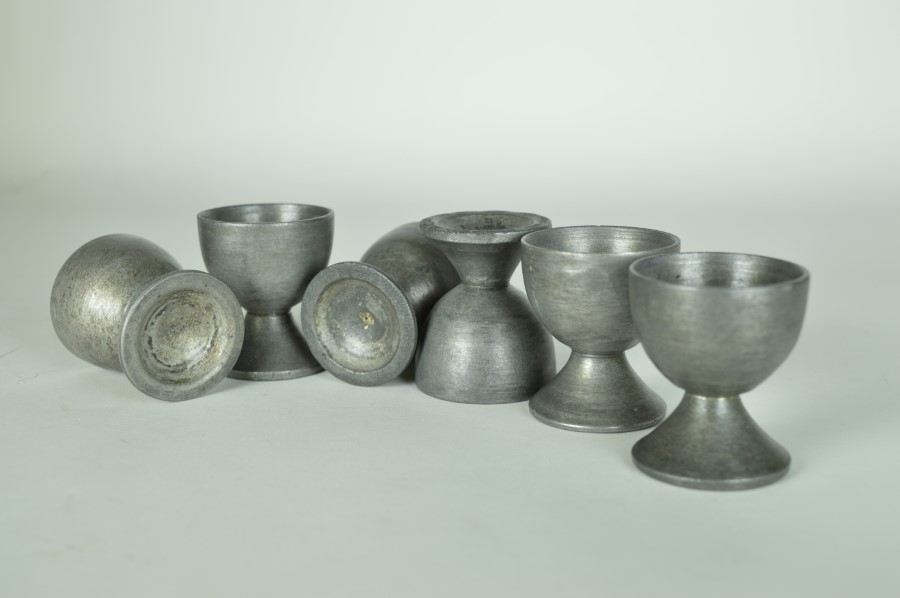 Eierdopjes van tin - set van 6