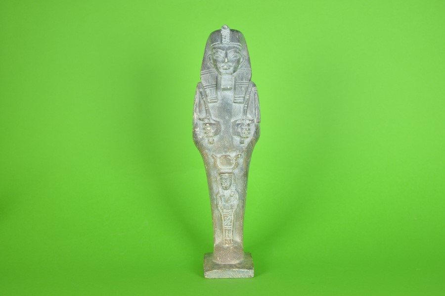 Egyptische Farao grijsgroen speksteen