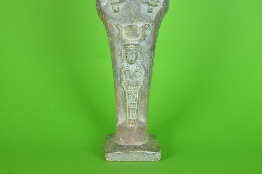 Egyptische Farao grijsgroen speksteen