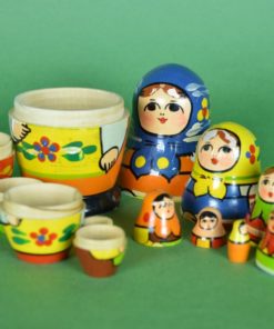 Matroesjka met 7 poppen multigekleurd